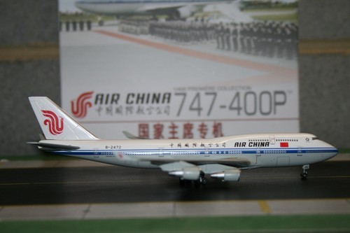 Dragon Wings 1:400 Air China Boeing 747-400 B-2472 /'President/' 56300 Model Plane