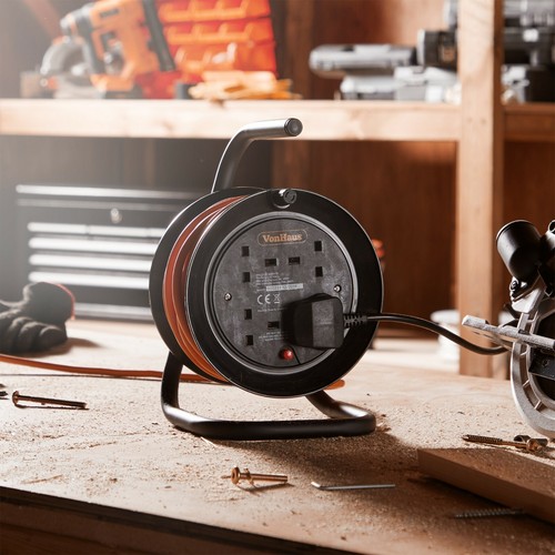 Vonhaus 10 m Câble d/'Extension Reel 4 Way Socket Extension Cable 13 A