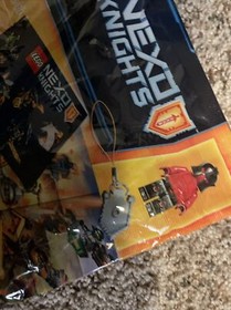LEGO Nexo Knights Minifigure With Keychain 2016 Promotional Polybag NEW 6142153