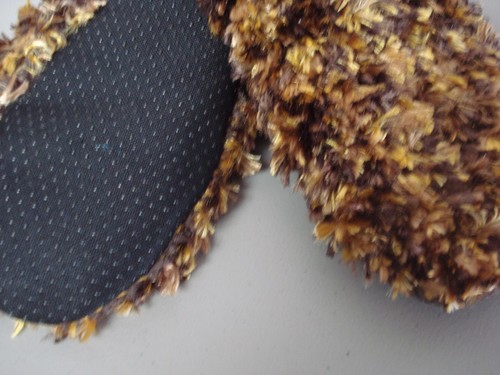 NWT Women/'s June /& Daisy Cozy Slippers Bedroom Shoes Size L//XL 1 Pair #209Z