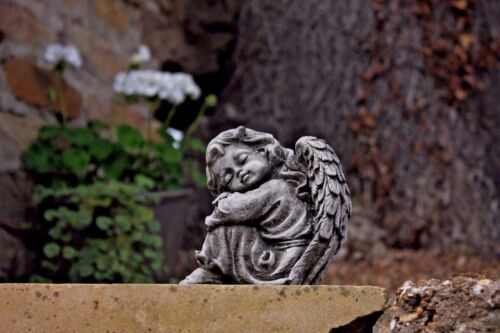 NEW Pair of Sleeping Angels,Boy /& Girl,Concrete stone Small Angel cherubs.Garden