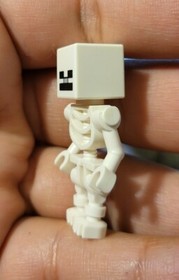 Lego Minecraft Minifig Skeleton with Cube Skull MOJANG STEVE ALEX CREEPER 21118