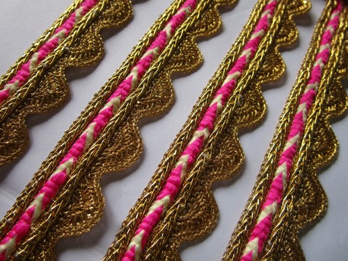 Borte Spitze Nichtelastisch Gold Magenta Cream 2,3cm breit # BB 662 s