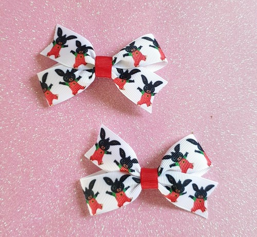 3/"Handmade Pair of Cbeebies Bing Bunny Grosgrain Ribbon Hair Bow Clips or Bobble