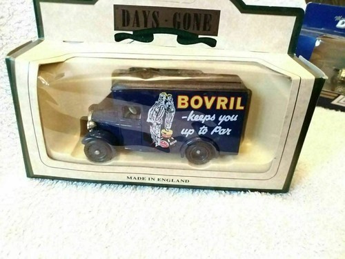 Lledo Diecast Model delivery van Bouillon Chaud Boeuf boisson