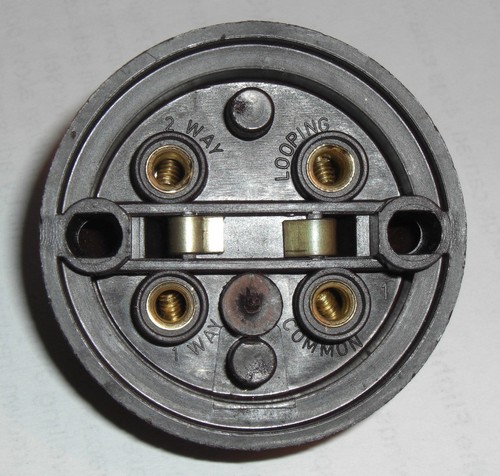 Période de double Chêne Pattress avec deux en bakélite style 1//2 Way Dolly Interrupteurs