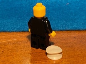 LEGO Minifigure City Police Policeman cty0097 from set 7744 Police Headquarters