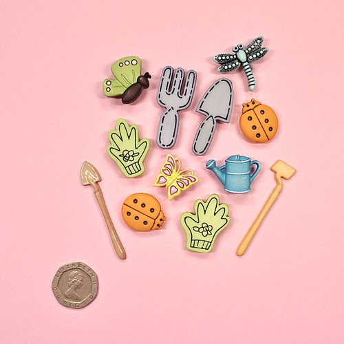Boutons galore jardin printemps 4452-jardin fleurs printemps dress it up