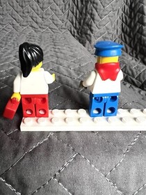 Lego Train Platform + Minifigures 2002 Set # 4186875 INCOMPLETE: READ