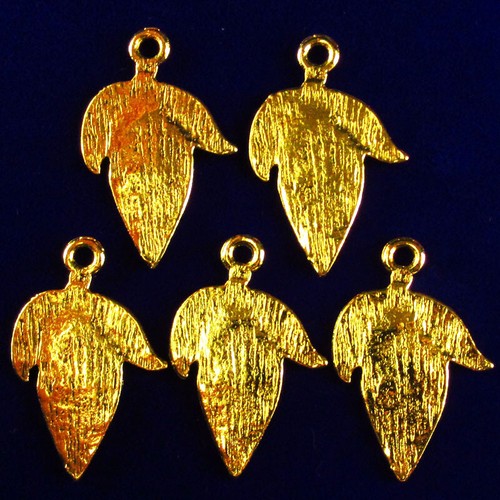 12Pcs la más nueva Tallada Tíbet Hoja De Oro Colgante Perla 27x17x1mm