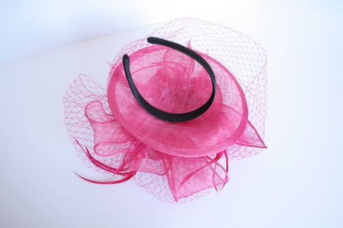 NEW Church Derby Wedding Sinamay /& Feather /& Veil Fascinator Taupe VF651