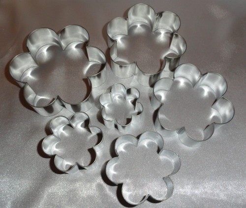 Flower cut out Cookie Recipe Baking Supplies Cookie cutters Cake Decorating
