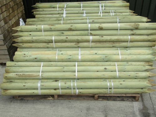 1.8m x 75mm MACHINE ROUND POINTED GARDEN TIMBER FENCE POST TREE STAKES