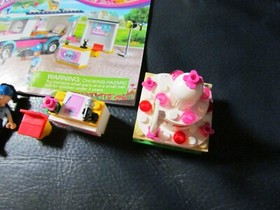 Lego Friends 41056 Heartlake News Van with Manuel