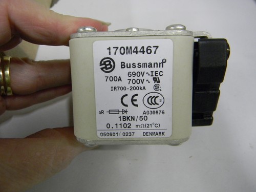 New Bussmann Buss 170M4467 Semiconductor Fuse 700 amp 690 volt K4