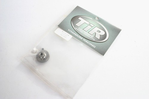 1128 Titanium Racing TiR 43 diente 64dp Piñón