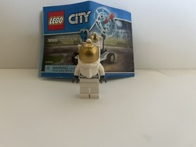 LEGO CITY: Space Moon Buggy (3365 and 30315)