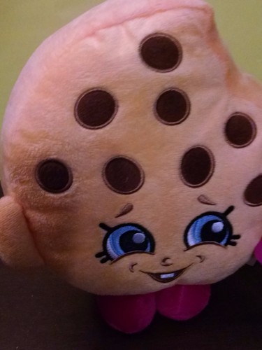 NEW 2016 Shopkins Chocolate Chip Kooky Cookie 8/" Pillow /&Throw Blanket 5yrs