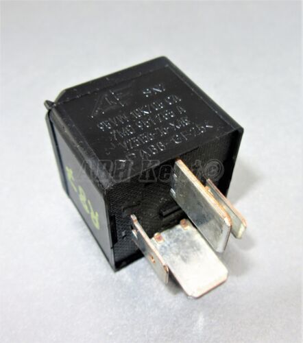 716-Iveco Daily 4-Pin Multi-Use Black Relay 504053413 70A 692.20 12V 97-14