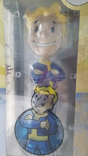 Gaming Heads Fallout 4 Vault Boy 12/" bras croisés Mega Bobblehead Figure Neuf dans sa boîte