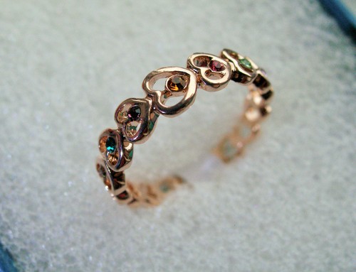Eternidad Completo Chapado en Oro Rosa Corazón Multi Piedra Anillo Cocktail De Amor declaración