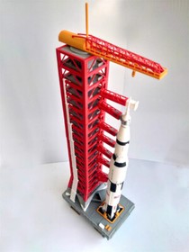 Saturn-5 Launching Tower Frame Model Rocket Painted 1/400 Model Set Toy Gifts