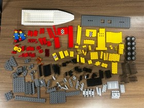 LEGO Sets 4643 4641 Power boat transporter & Speed Boat Lego City