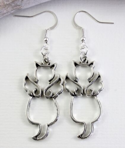 Dangle Drop Silver Tone Kitch Jewellery Angel Pet Wing Cat Charm Earrings