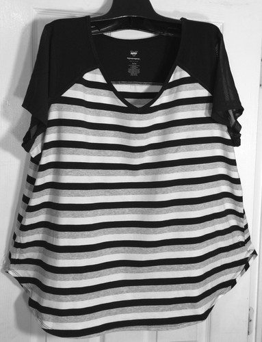 New Livi active women Plus size 26-28 Black /& White //grey Stripes Tunic Top
