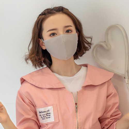 Women Cotton Dust Mouth Mask Cute Cartoon Lying Meow Cat Adjustable Earloop