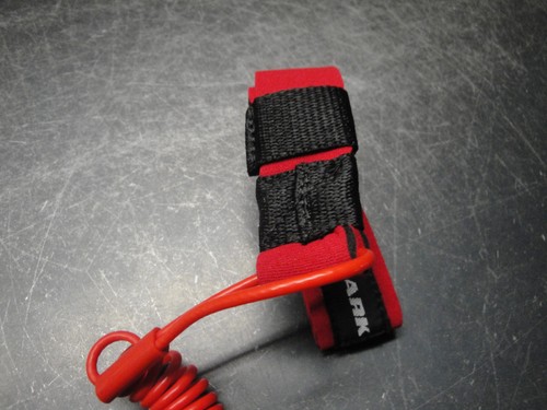 ARCTIC CAT MOTOR ENGINE BODY RED BLACK TETHER WITH STRAP 0609-427 0609-310