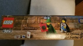 Harry Potter 2002 Lego set 4729 Dumbledore's Office - original box - Built Once