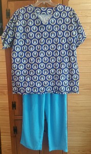 U-S-AIR-FORCE-EMBLEM-Blue-Print-Scrub-Top-BLUE-CHEROKEE-Pants-Set-Size-MEDIUM