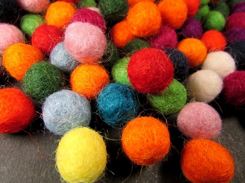 F50 Decorative felt ball pom pom 1cm 200pc Christmas hand craft wool mix color