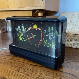 Vintage 80s Nuon Klocks New York City NYC Neon Blacklight Clock 1988 RARE