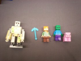 LEGO Minecraft 21123 The Iron Golem - missing 3 pieces and instructions