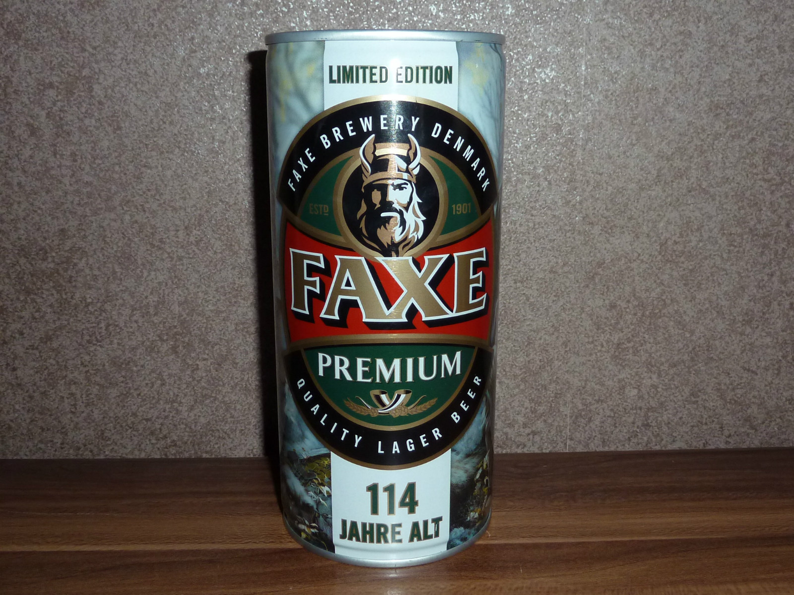 http://i.ebayimg.com/t/1-x-FAXE-114-Jahre-ALT-Limited-Edition-SAGA-von-RAGNAR-LODBROK-NEW-NEU-Bier-Bira-/00/s/MTIwMFgxNjAw/z/evAAAOSwjVVVjZ3t/$_57.JPG