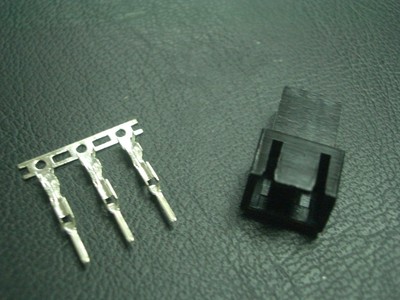 http://i.ebayimg.com/t/10x-3-Pin-Cooling-Fan-Connnector-Plug-Black-Wire-Jack-Power-Extension-Cable-Male-/00/s/OTYwWDEyODA=/$(KGrHqIOKj4E5hZyZ+I6BOc0J9!wJg~~60_1.JPG