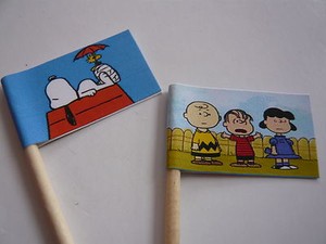 Retro  Toppers flags Vintage vintage 20 Flags  Snoopy Childrens cupcake Peanuts Cupcake