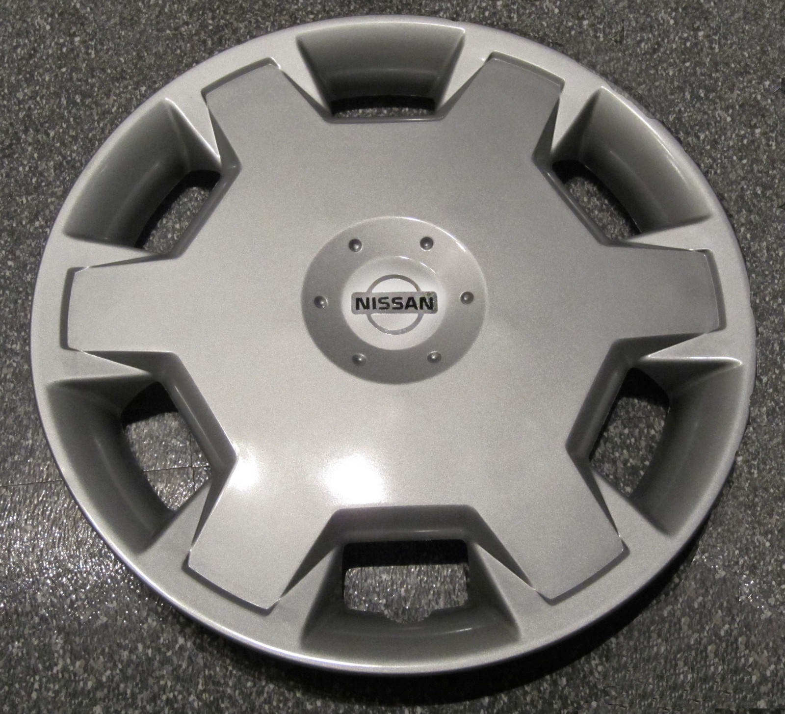 2007 toyota camry factory hubcap #2