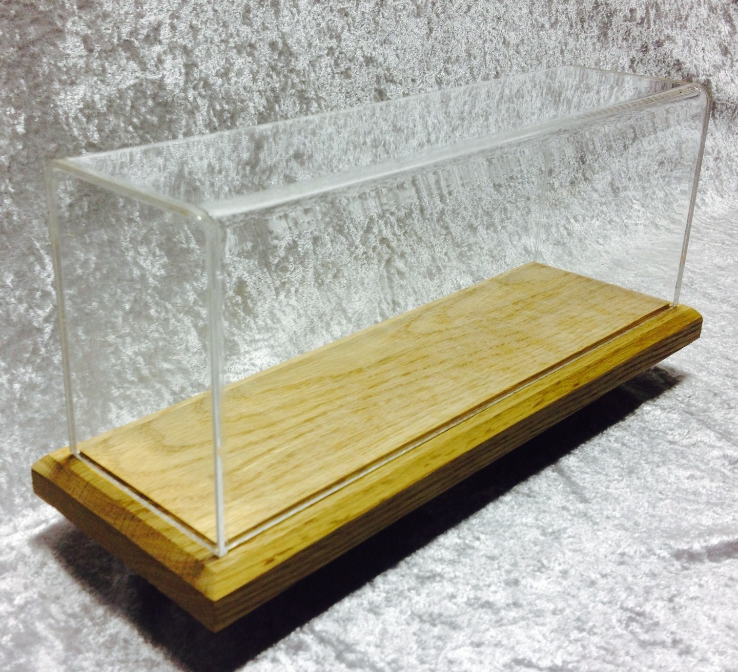 21" Long HO Scale Model Train Display Case