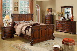 3 Piece Classic Luxurious Antique Dark Oak Queen Bedroom Set