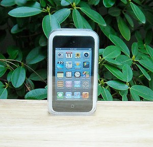 Ipod Touch4 on Apple Ipod Touch 4th Generation 16 Gb Black New In Factory Sealed Box