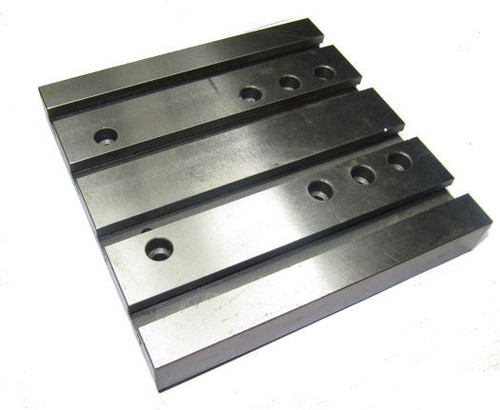PRECISION TEE SLOTTED TABLE 168MM SQUARE / TEE SLOTTED MILLING TABLE 