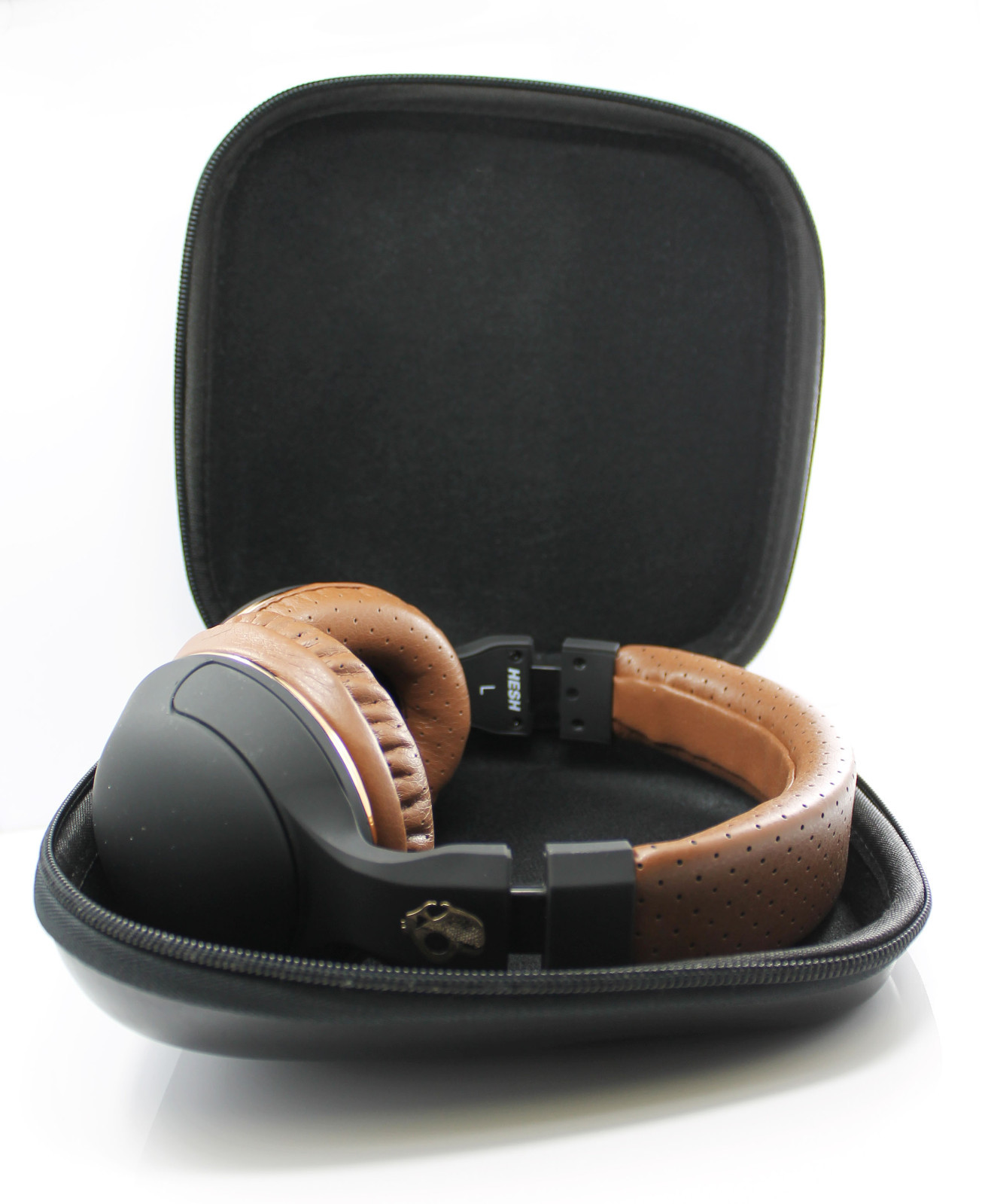 Carrying Hard Leather Case for OverEar Headphones Full Size Headset