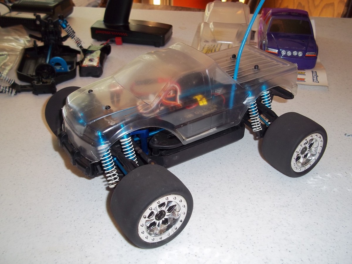 mini quake rc truck