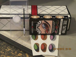 Glitter  Makeup on Hard Candy Eye Tattoo Glitter Eyeshadow Appliques 124 Glitter   Ebay