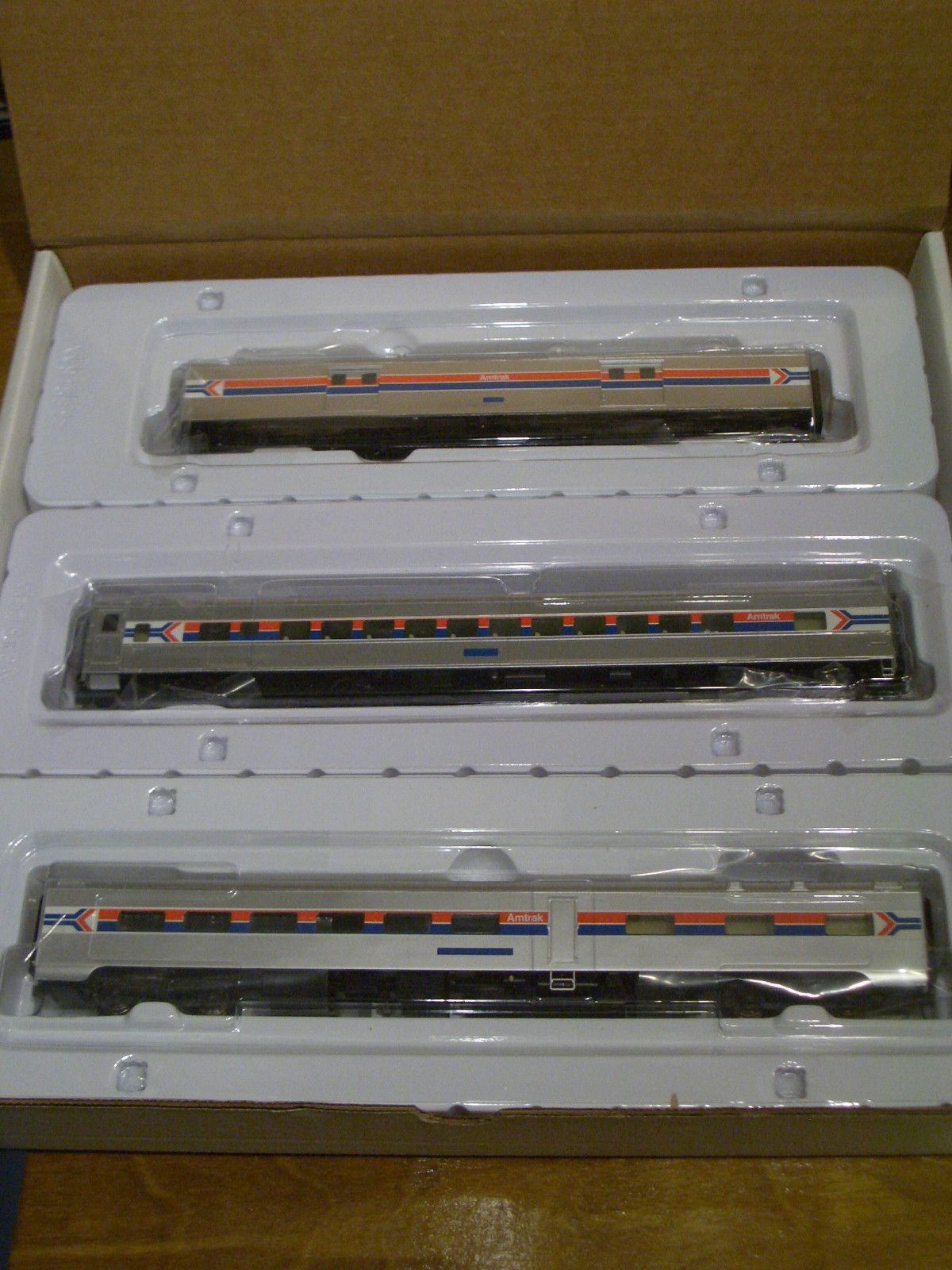 HO Amtrak 3 Passenger Car Train Set Walthers Phase I Amtrak 505 | eBay