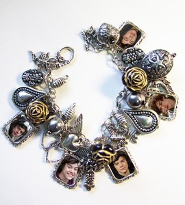  Direction Bracelets on Harry Styles One Direction X Factor Charm Bracelet   Ebay