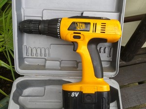  18V-HAMMER-DRILL-KIT-FOR-SPARES-OR-REPAIR-DRILL-CASE-BATTERIES-CHARGER